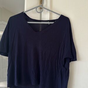 Vince navy V neck T shirt